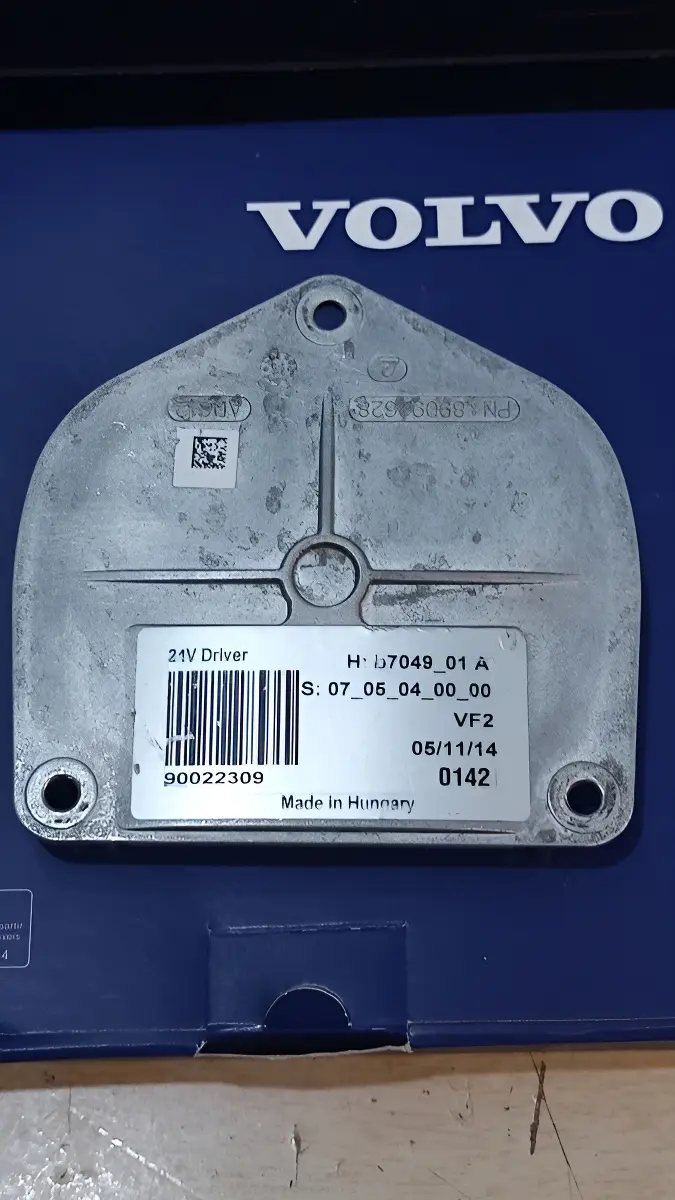 Módulo de farol Volvo 21V driver original